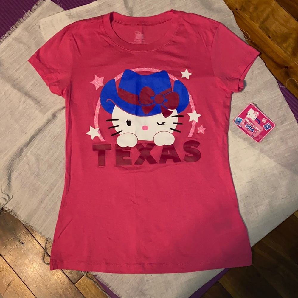 NWT Hello Kitty Texas T Shirt